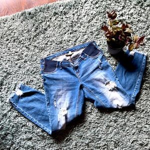 Maternity ankle jeans
